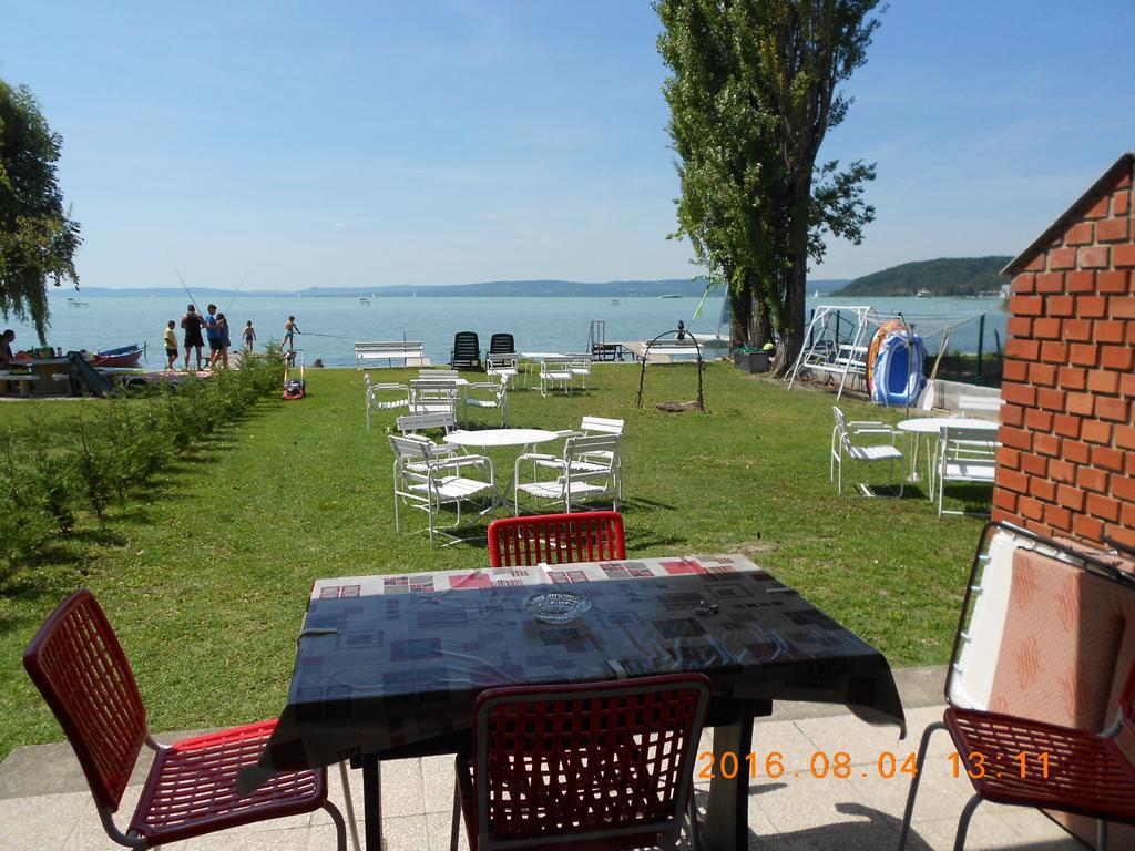 Vizparti Apartmanok Szántód Extérieur photo