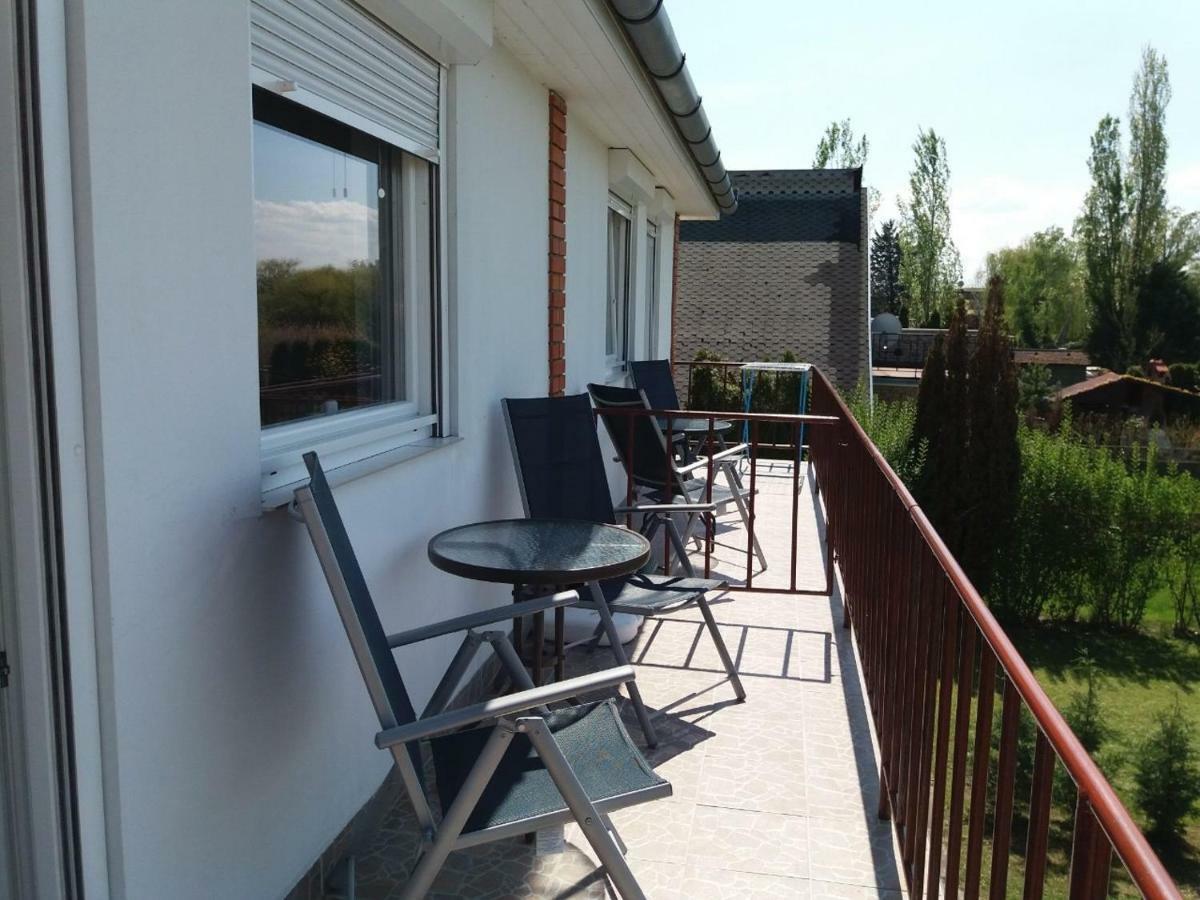 Vizparti Apartmanok Szántód Extérieur photo