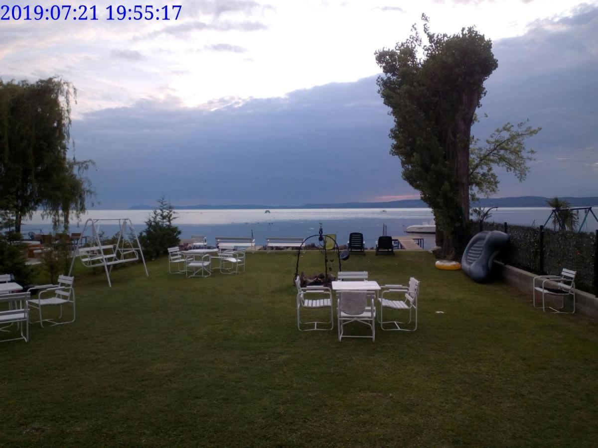 Vizparti Apartmanok Szántód Extérieur photo